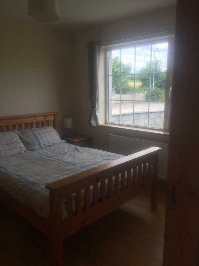 39 Woodview Villa Listowel Eksteriør billede